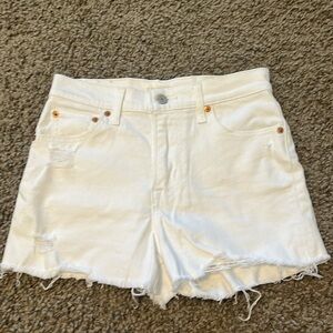 Levi’s white jean shorts